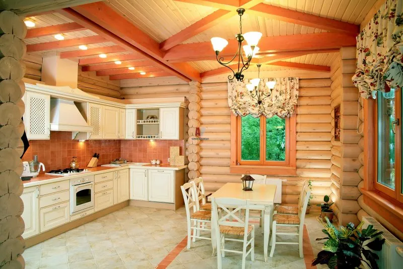 Картина в деревянный дом на кухню