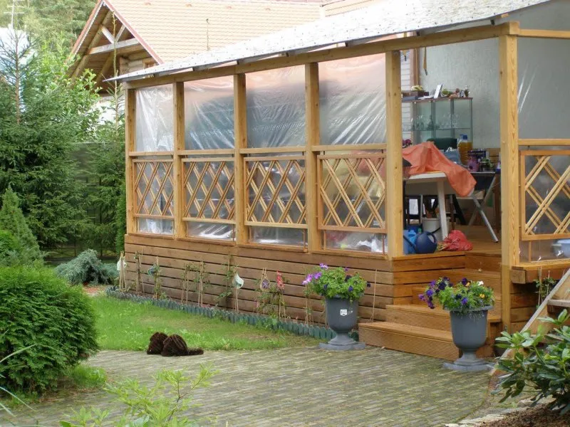 Дом в скандинавском стиле с террасой