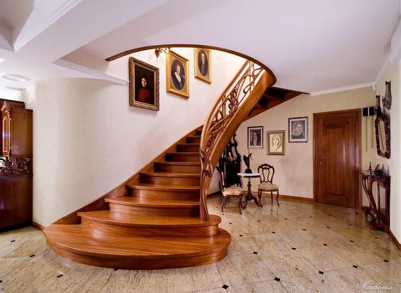 Дизайнерские лестницы из дерева