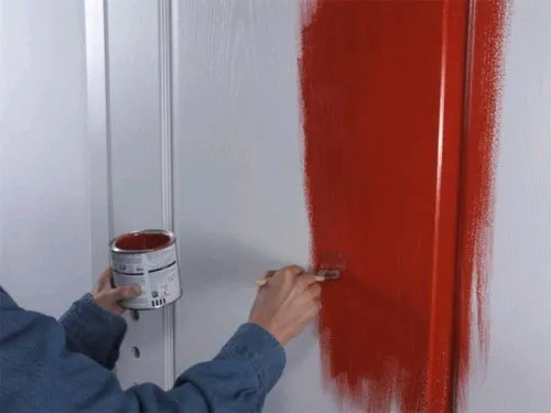 Покраска двери