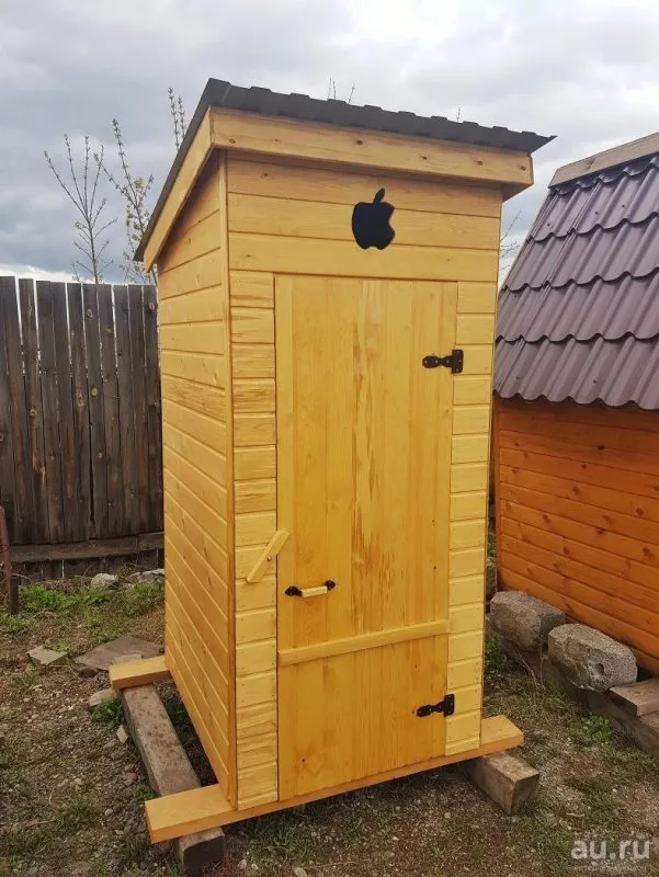 Строим деревянный туалет