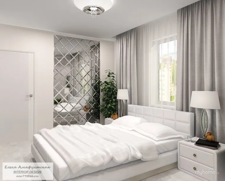 Белая спальня с зеркальной плиткой