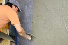 Оштукатуривание стен из пеноблоков готовыми сухими смесями